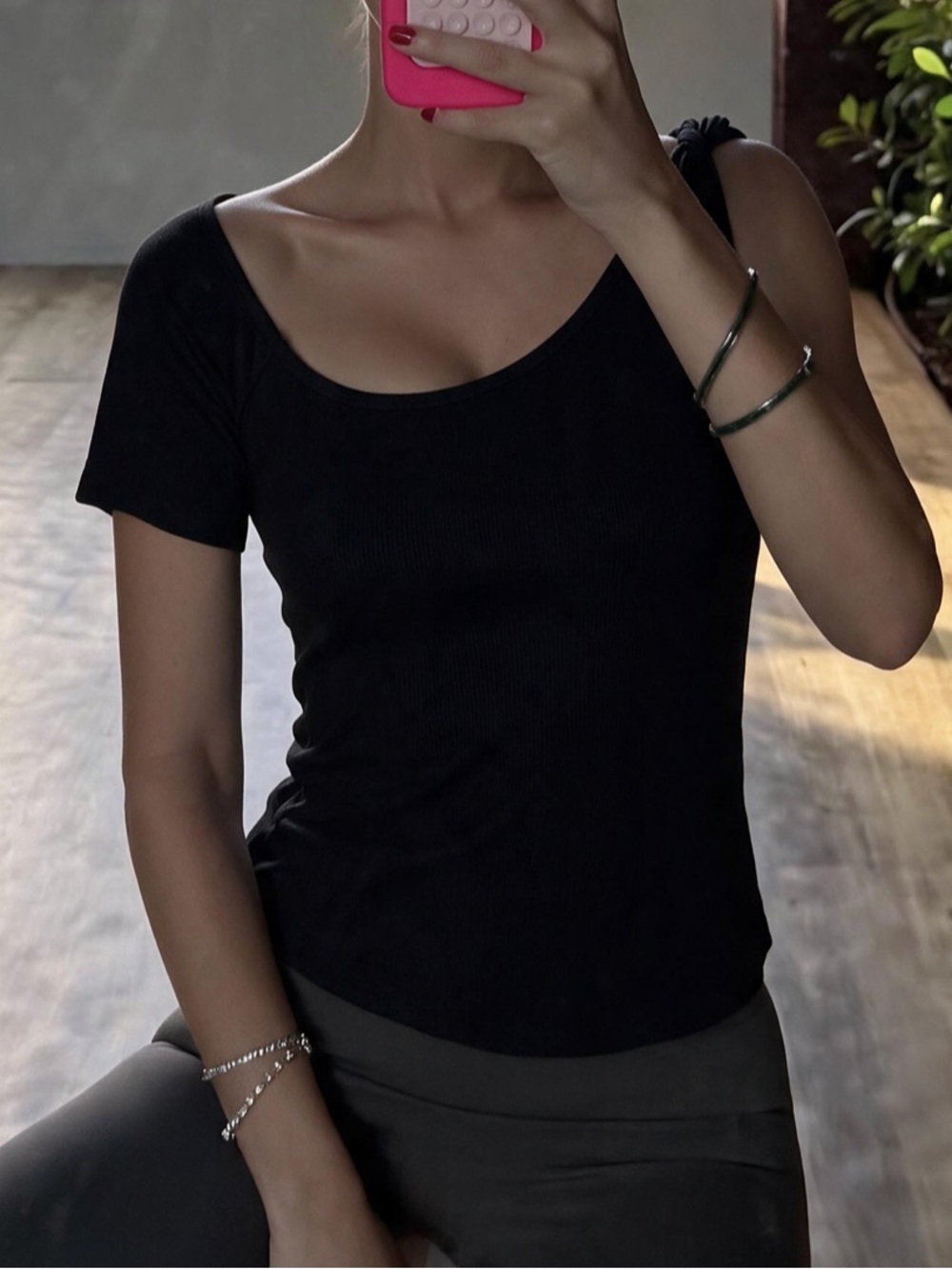 LNA stretchy top